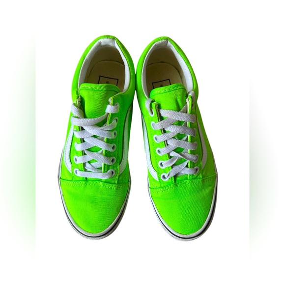 Vans Shoes - Vans neon green tie shoes on men’s 4/women’s 5.5 like new condition